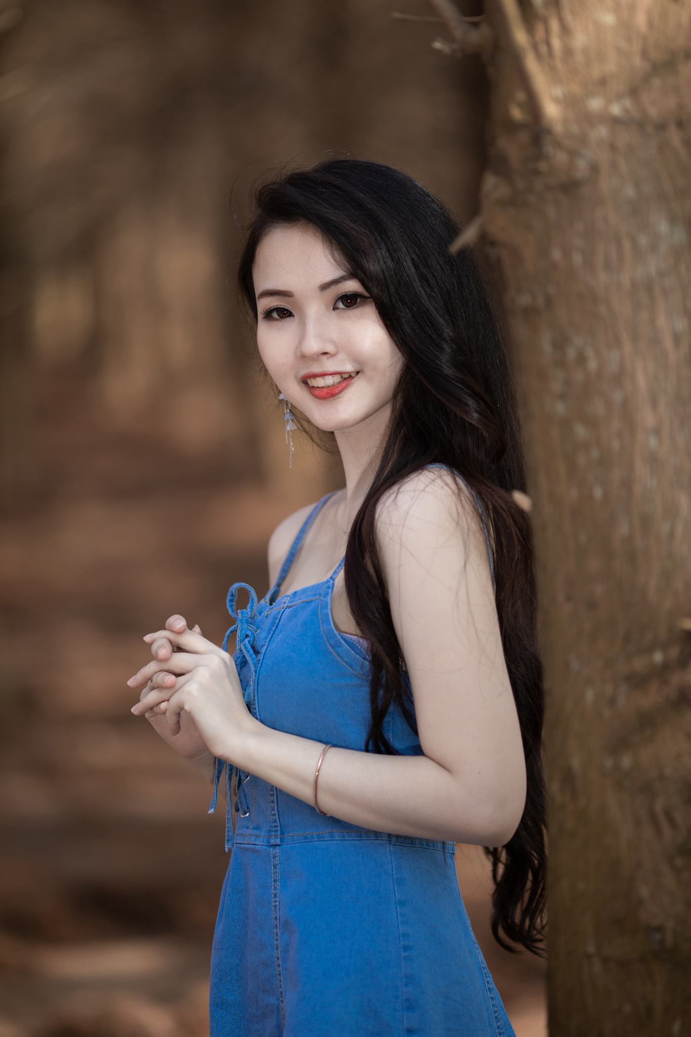 沈秋國作品  邻家女孩杨宓凌